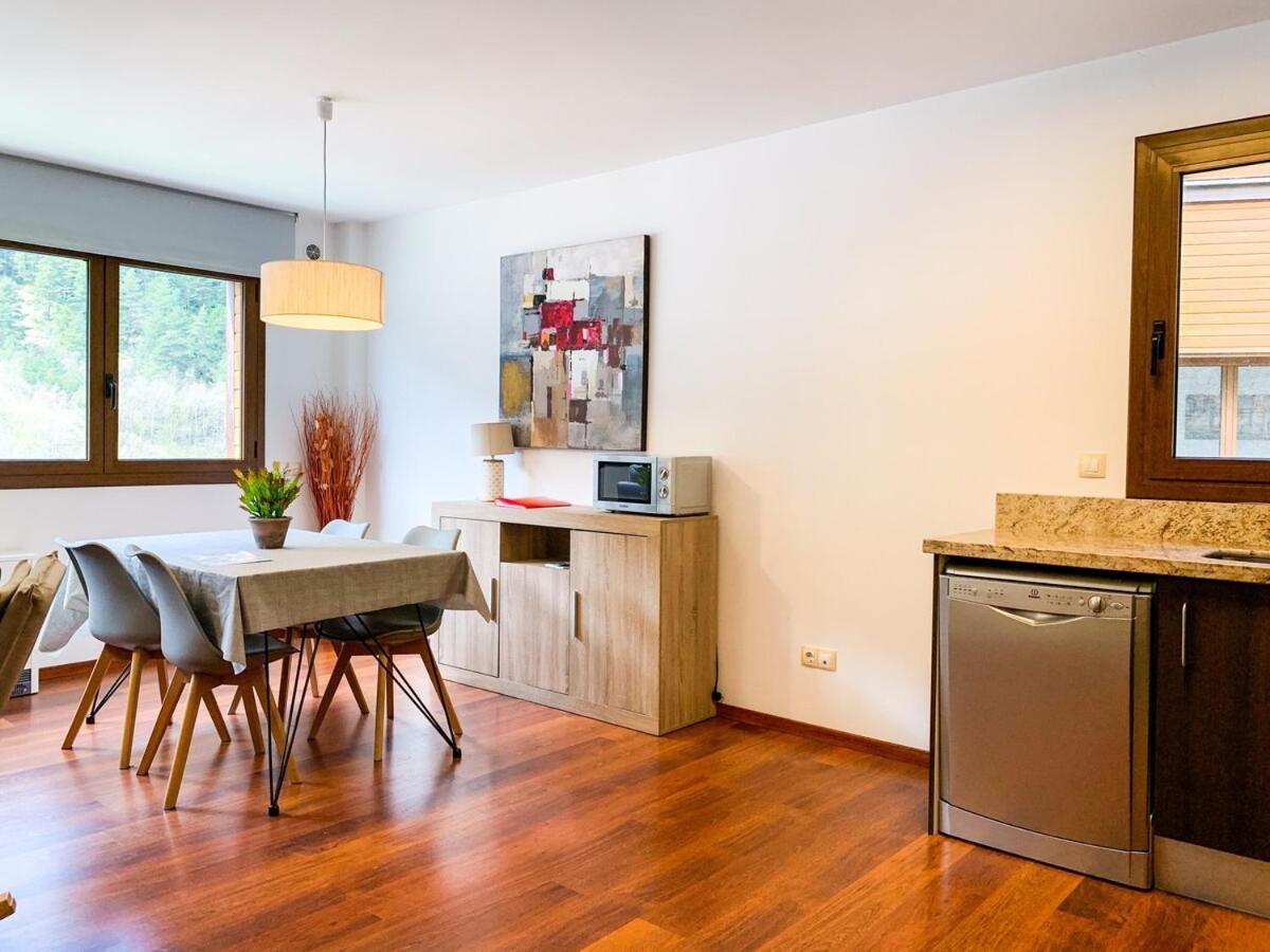 Apartamento Font Blanca En Arinsal Mas de Ribafeta Екстериор снимка